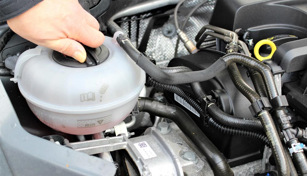 Red vs Blue Antifreeze Which One Do I Need?